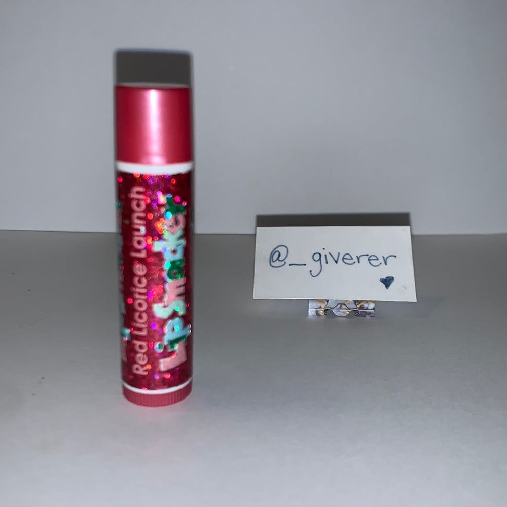 Red Licorice Launch Cosmic Lips Lip Smackers 90’s